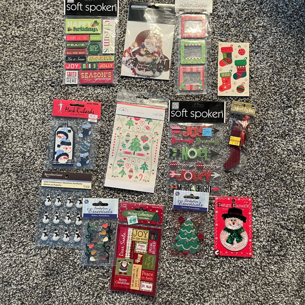 Large Lot of Christmas Scrapbooking Items - Picture 4 of 7